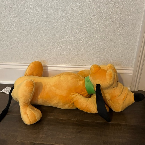 Sleeping Pluto Plushie - Picture 2 of 2